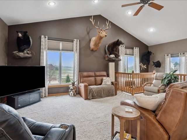 3752 Lacina Drive SW, Iowa City, IA 52240