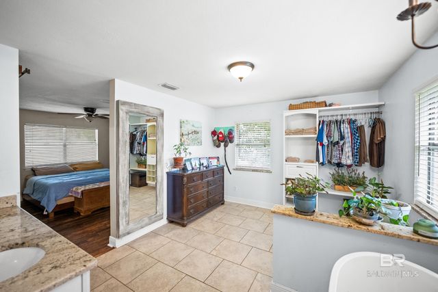 23915 County Road 85, Robertsdale, AL 36567