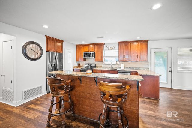 23915 County Road 85, Robertsdale, AL 36567