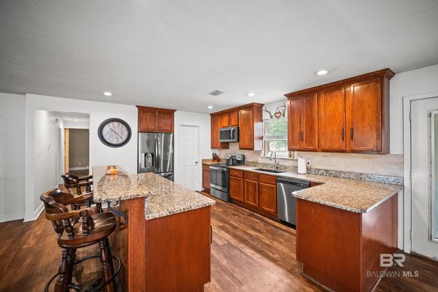 23915 County Road 85, Robertsdale, AL 36567