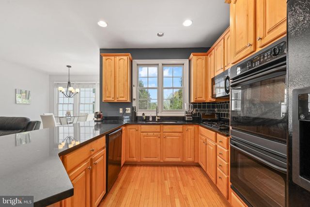 6806 WITTON CIR, Gainesville, VA 20155