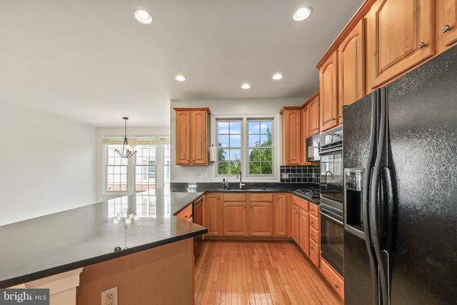 6806 WITTON CIR, Gainesville, VA 20155