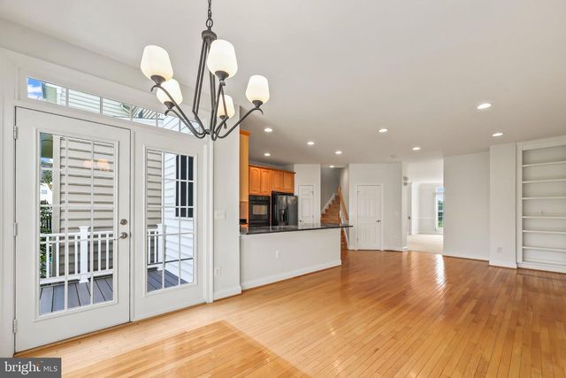 6806 WITTON CIR, Gainesville, VA 20155