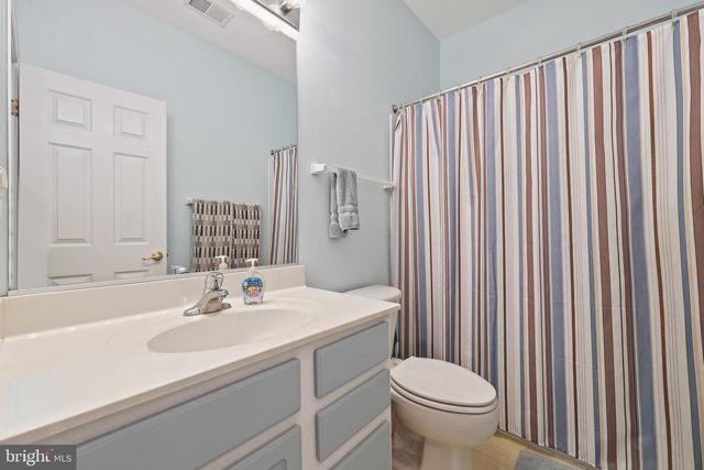 6806 WITTON CIR, Gainesville, VA 20155
