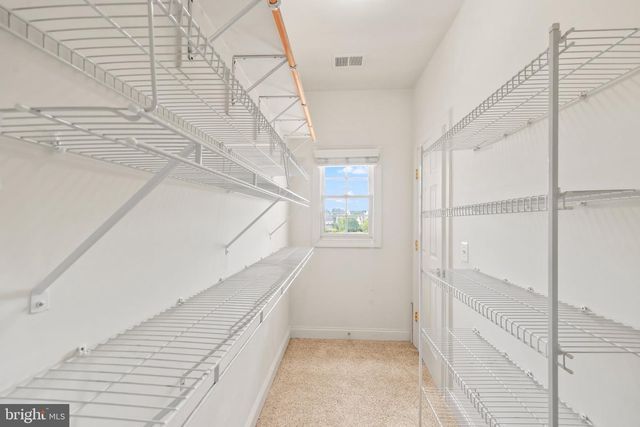 6806 WITTON CIR, Gainesville, VA 20155