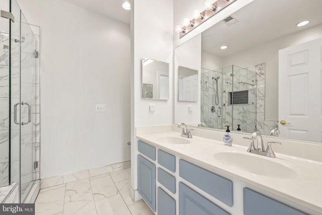 6806 WITTON CIR, Gainesville, VA 20155