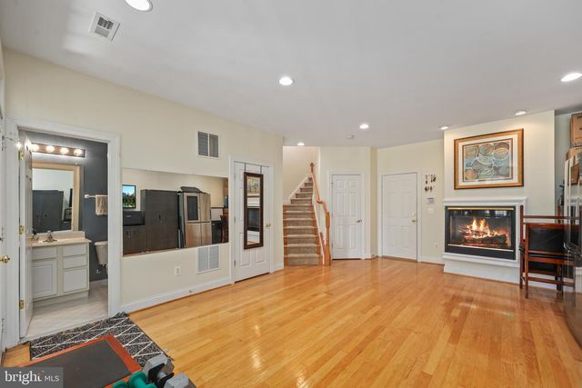 6806 WITTON CIR, Gainesville, VA 20155