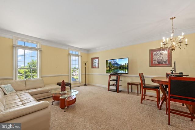 6806 WITTON CIR, Gainesville, VA 20155