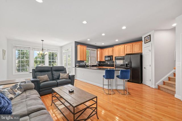 6806 WITTON CIR, Gainesville, VA 20155