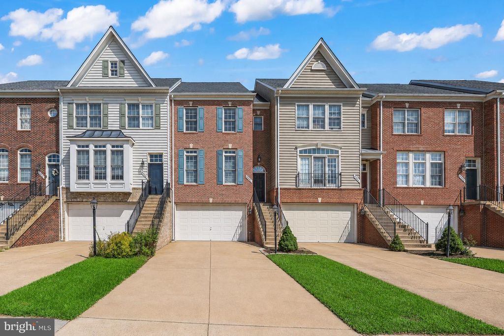 6806 WITTON CIR, Gainesville, VA 20155