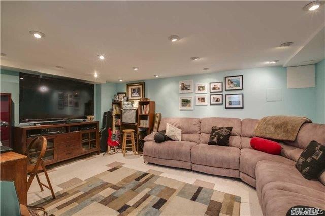 3315 167TH, Flushing, NY 11358