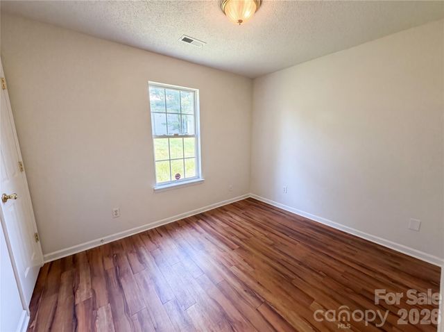 6318 Whispering Brook Court, Charlotte, NC 28216