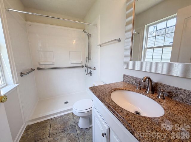 6318 Whispering Brook Court, Charlotte, NC 28216