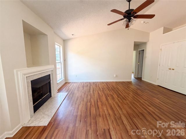 6318 Whispering Brook Court, Charlotte, NC 28216
