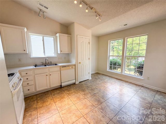 6318 Whispering Brook Court, Charlotte, NC 28216