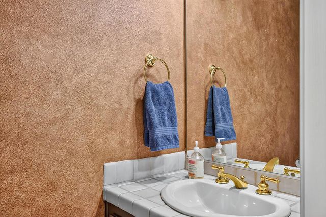 14 La Ronda Drive, Rancho Mirage, CA 92270