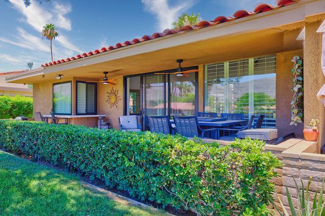 14 La Ronda Drive, Rancho Mirage, CA 92270