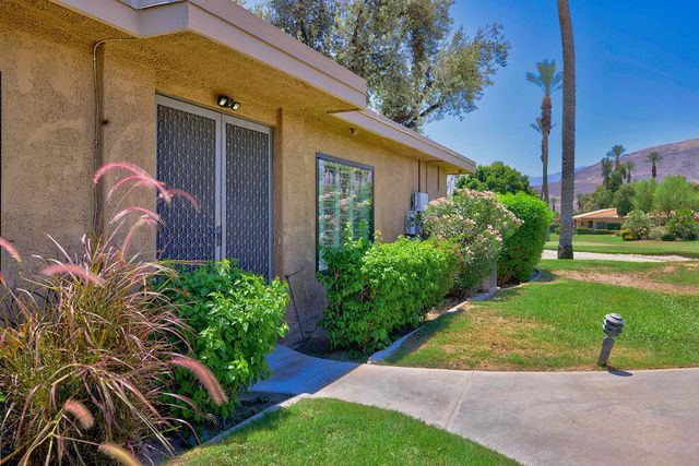 14 La Ronda Drive, Rancho Mirage, CA 92270