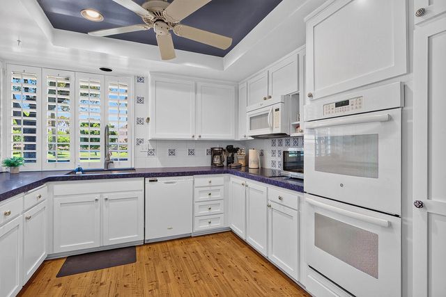 14 La Ronda Drive, Rancho Mirage, CA 92270