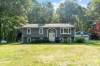 2 Blackberry Lane, Raymond, NH 03077