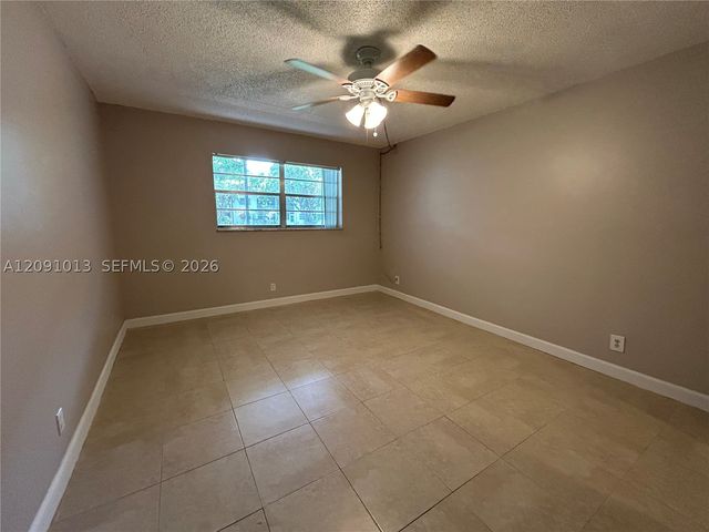 6505 Winfield Blvd B-18, Margate, FL 33063