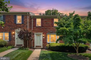 1205 CHAMBERS RDG #1205, York, PA 17402