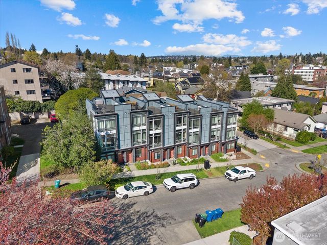 966 N Allen Place, Seattle, WA 98103