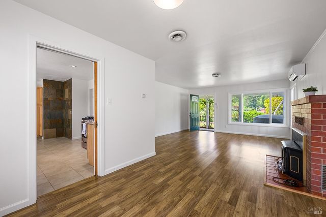 431 Sexton Rd, Sebastopol, CA 95472