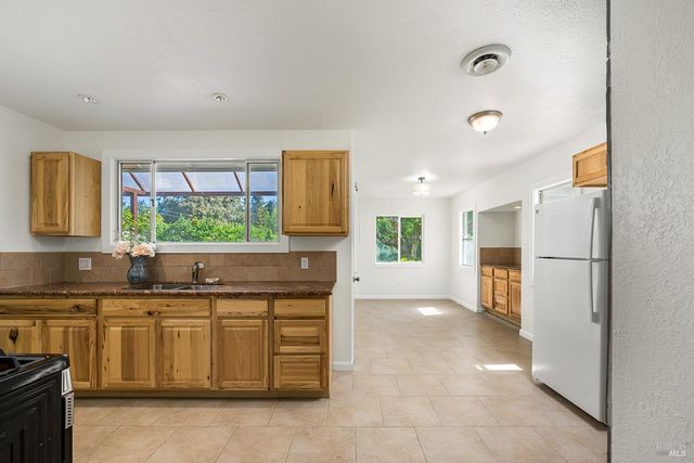 431 Sexton Rd, Sebastopol, CA 95472