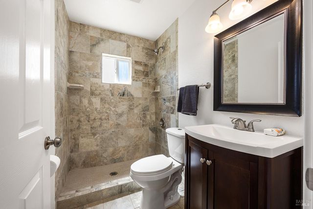 431 Sexton Rd, Sebastopol, CA 95472