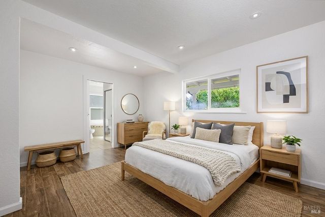 431 Sexton Rd, Sebastopol, CA 95472