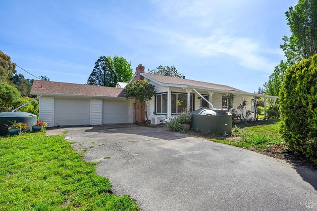 431 Sexton Rd, Sebastopol, CA 95472