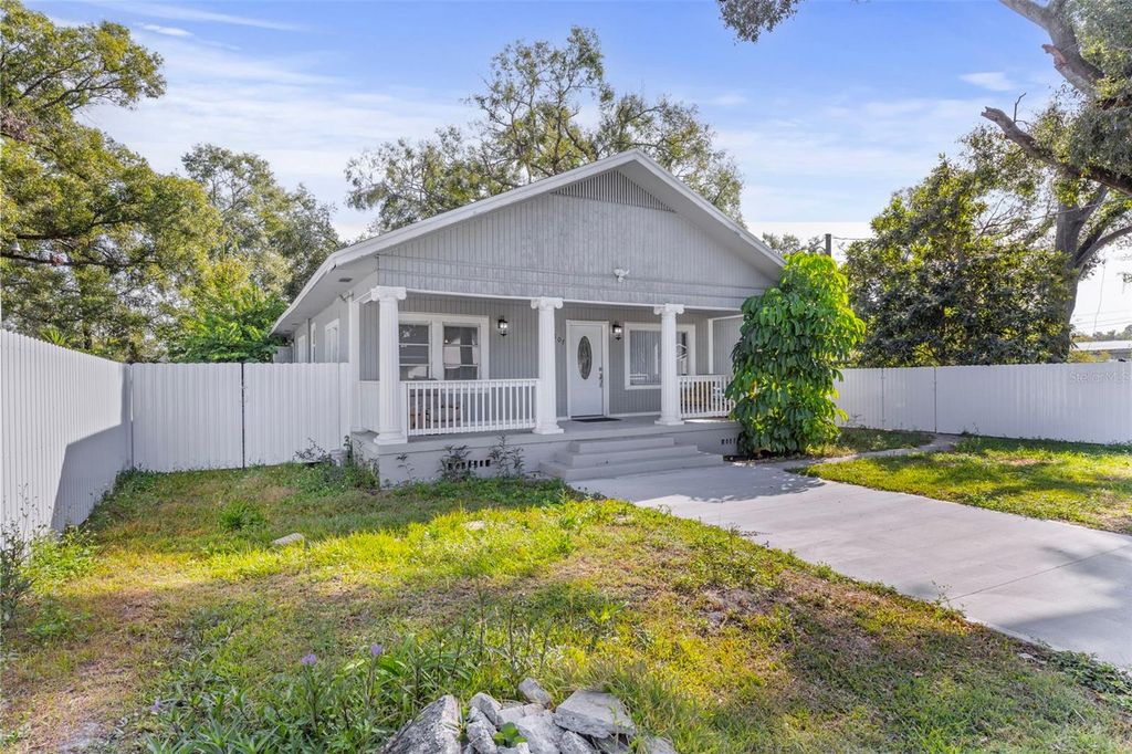 Image 1 of property listing at 2807 LOCICERO DRIVE, Tampa, FL 33619