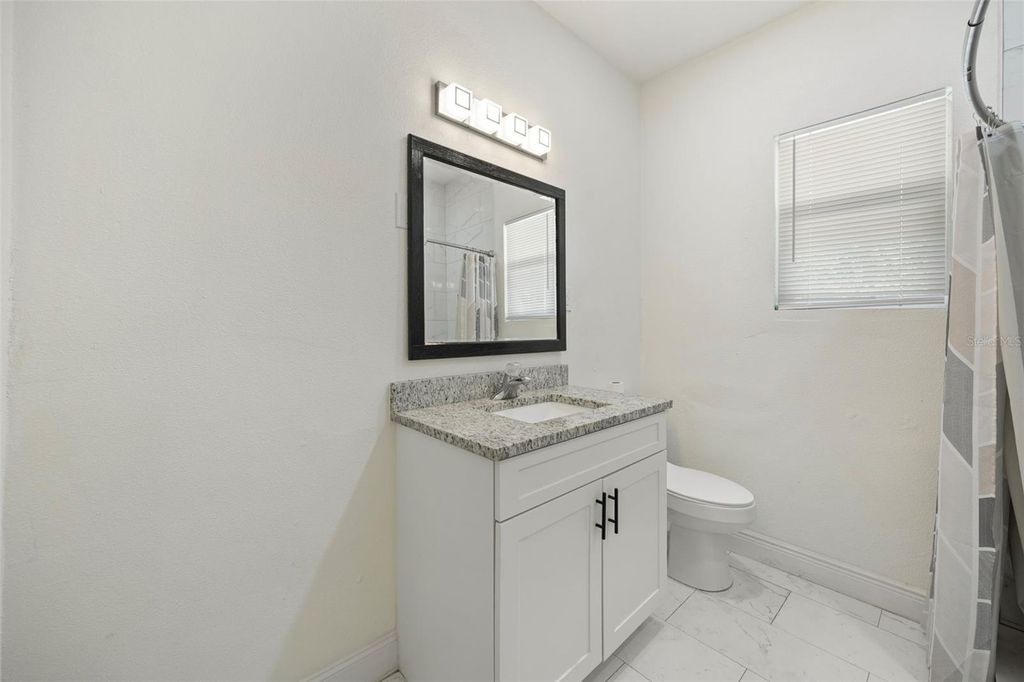 Image 19 of property listing at 2807 LOCICERO DRIVE, Tampa, FL 33619