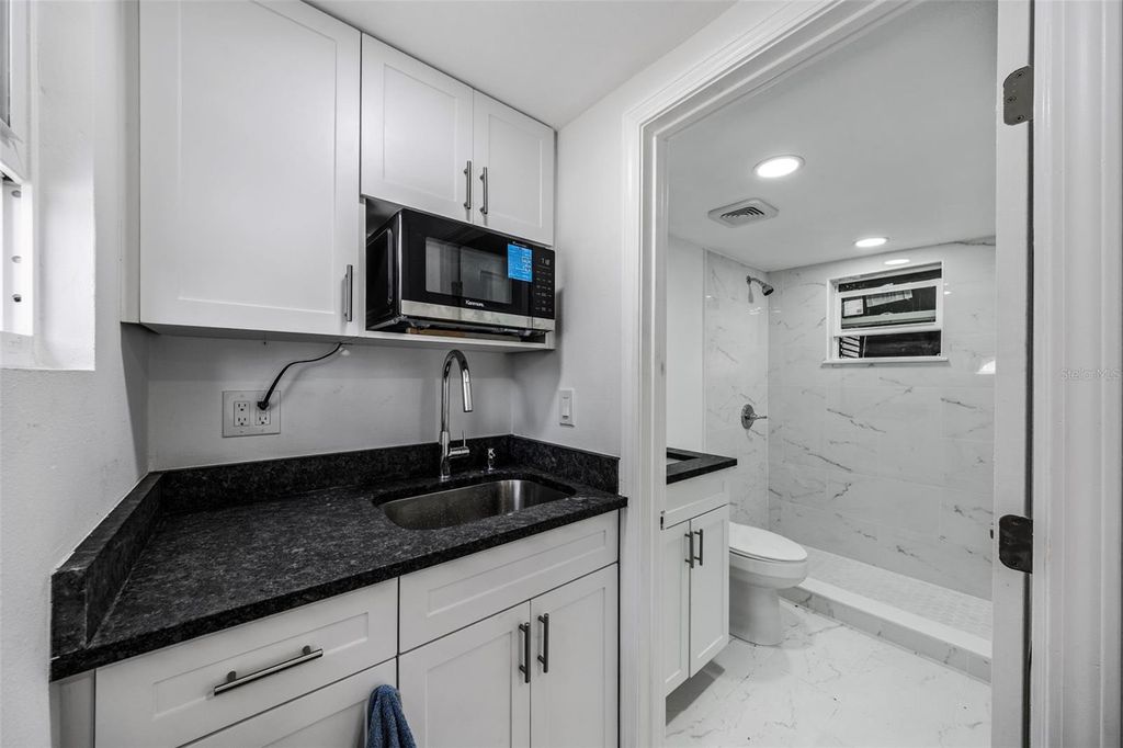 Image 29 of property listing at 2807 LOCICERO DRIVE, Tampa, FL 33619