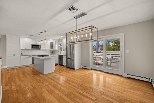 20 Harvest Lane, Braintree, MA 02184