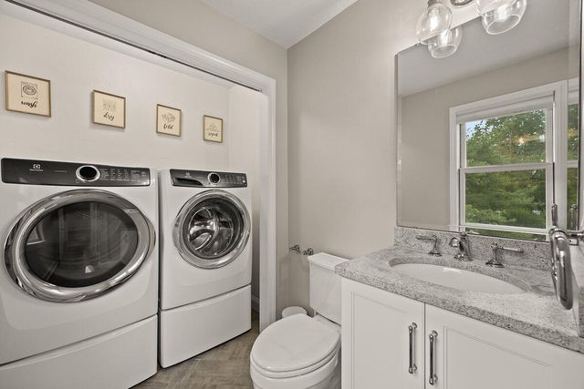 20 Harvest Lane, Braintree, MA 02184