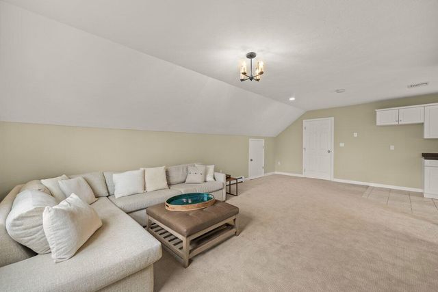 20 Harvest Lane, Braintree, MA 02184