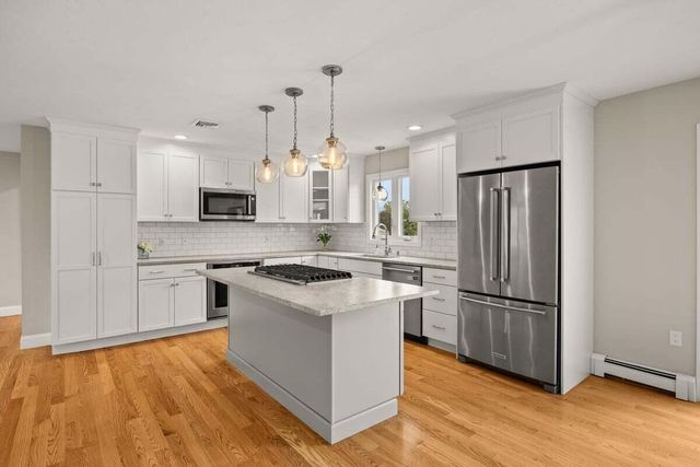 20 Harvest Lane, Braintree, MA 02184