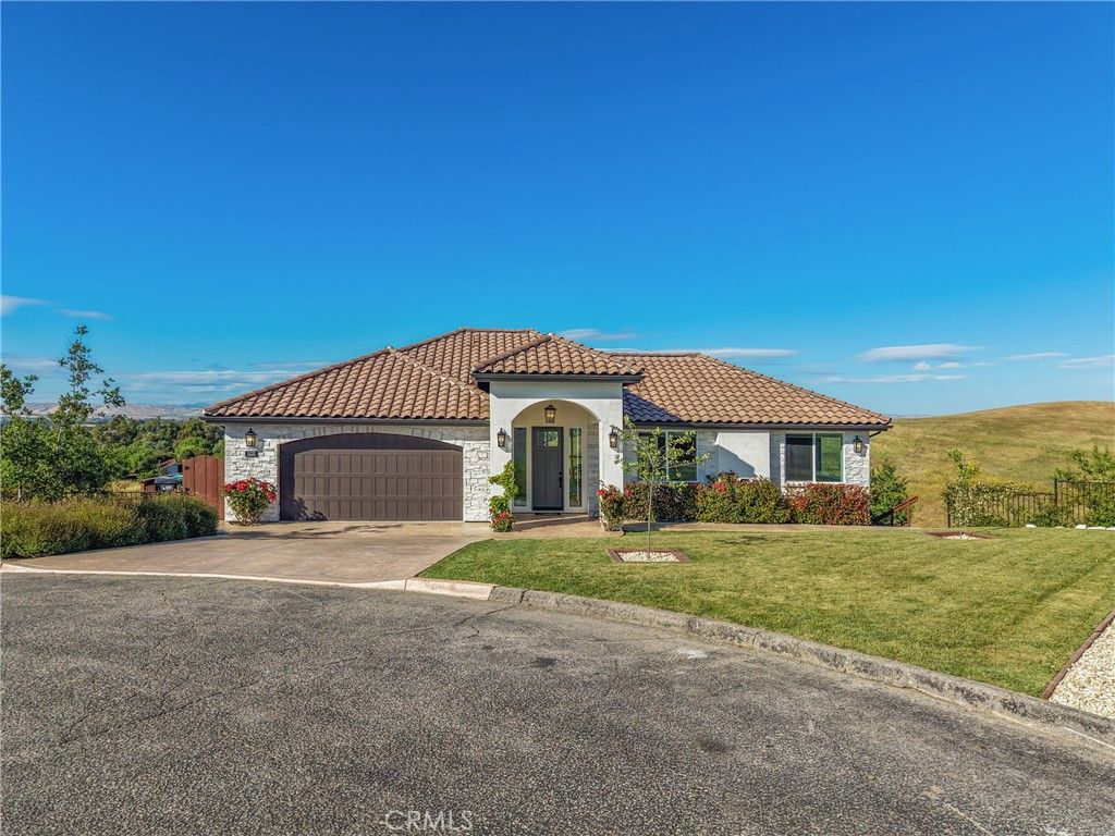 Image 42 of property listing at 1232 Kapareil, Paso Robles, CA 93446