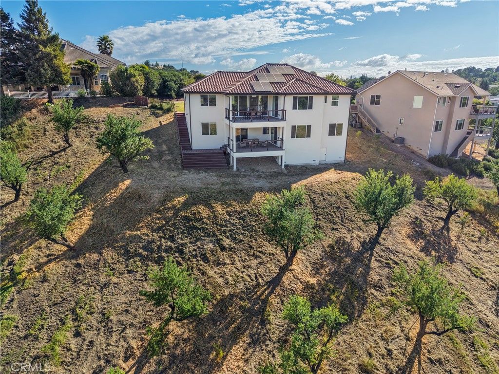 Image 46 of property listing at 1232 Kapareil, Paso Robles, CA 93446