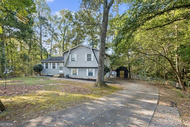 2435 Brown Deer Trail NW, Acworth, GA 30101