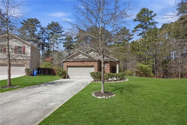 813 Blue Hill Lane, Atlanta, GA 30349
