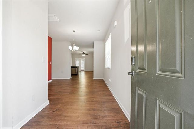 813 Blue Hill Lane, Atlanta, GA 30349