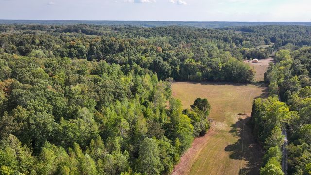 8 John Ross Hollow, Erin, TN 37061