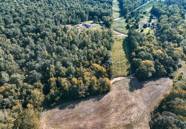 8 John Ross Hollow, Erin, TN 37061