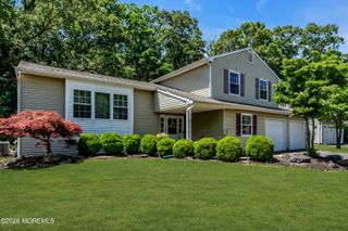 71 Glen Arden Drive, Howell, NJ 07731