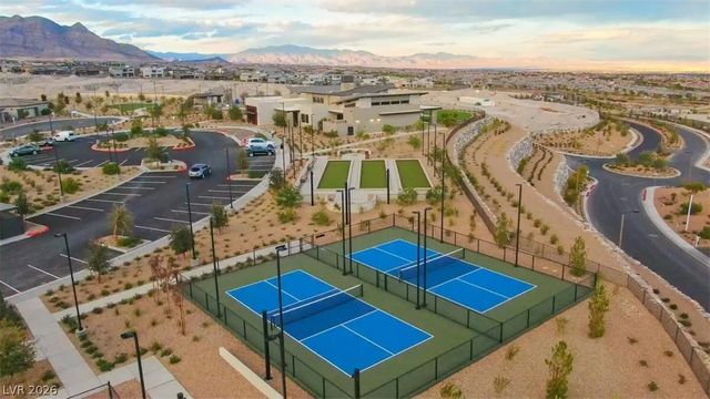 12476 Heritage Bend Drive, Las Vegas, NV 89138