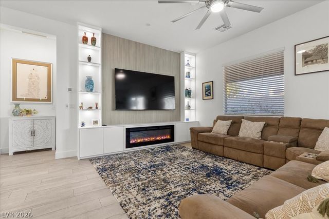 12476 Heritage Bend Drive, Las Vegas, NV 89138