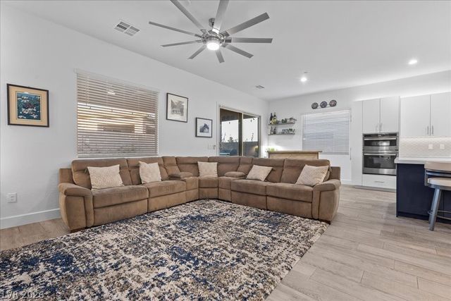 12476 Heritage Bend Drive, Las Vegas, NV 89138